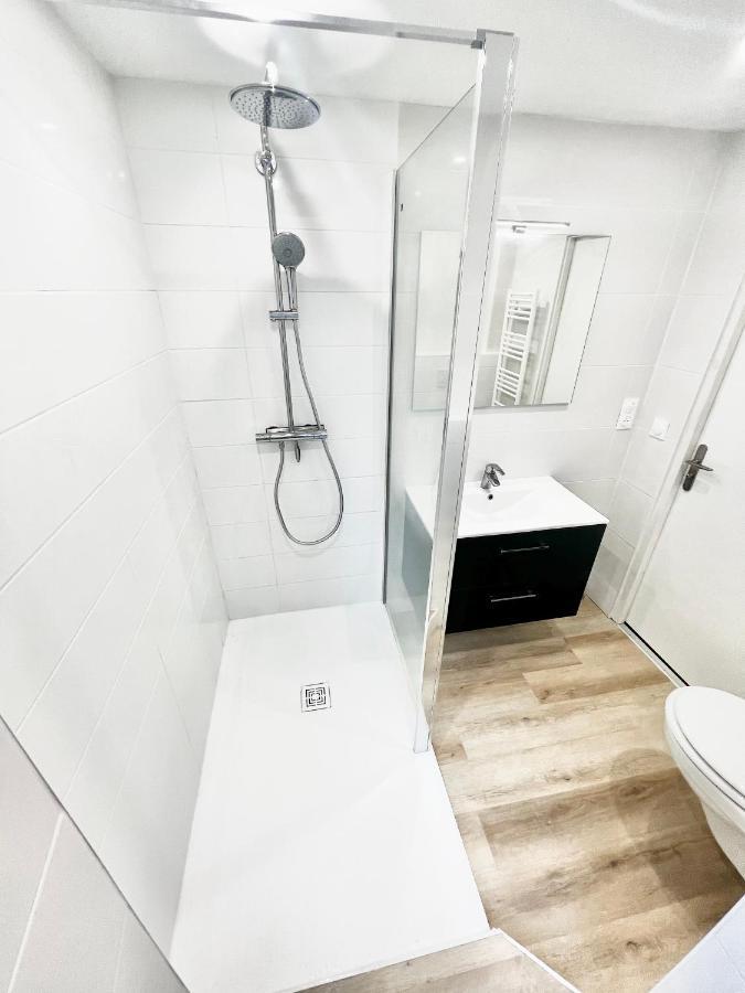 Appartements Meubles Brest Saint Marc מראה חיצוני תמונה