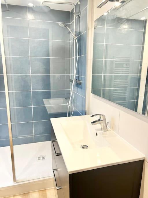 Appartements Meubles Brest Saint Marc מראה חיצוני תמונה